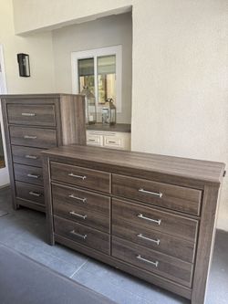 Chest & Dresser Set