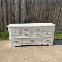 Dresser 69”W x 20”D x 33”H