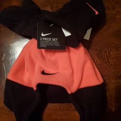 hat-and-gloves set from Nike