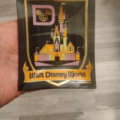 Vintage Disney Ash Tray 15$