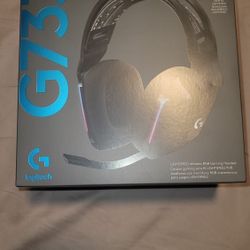 Logitech G733 Wireless Gaming Headset