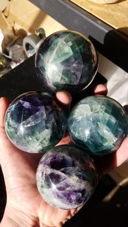 Flourite spheres