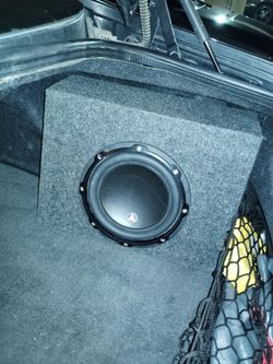JL Audio Subwoofer in Carpeted Enclosure Box