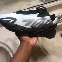 Yeezy  700 Boost