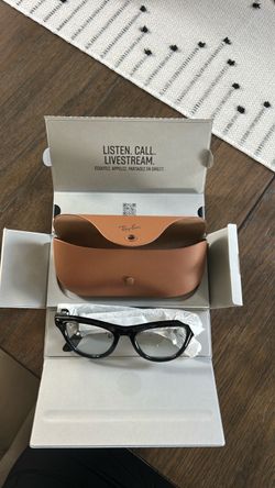 NEW Ray-Ban Meta Smart Glasses (Skler)
