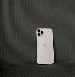 iPhone 11 pro unlocked with warranty