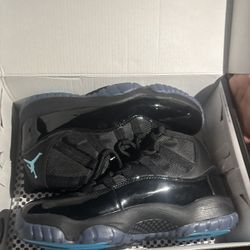 Jordan 11s 
