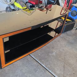 Tv stand moving out sale throw an offer