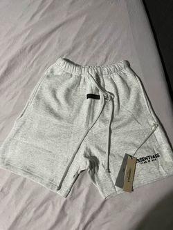 ESSENTIAL SHORTS