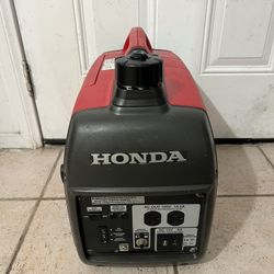 Honda generator, 2000 watts, Good condition, Work perfectly 