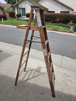 Classic Werner Wooden Ladder- 6ft