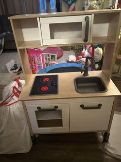 IKEA Toddler Kitchen With Accessories