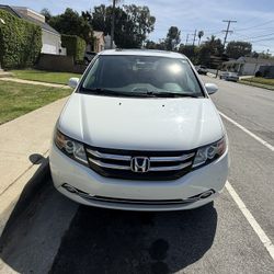2015 Honda Odyssey Touring Elite