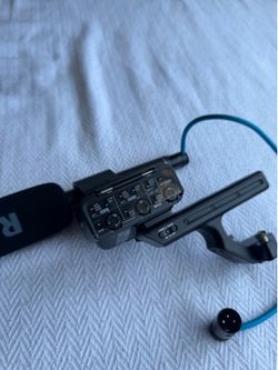 Rode NTG 2 microphone and Sony Too Handle + XLR Cable