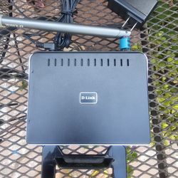 D Link DIR300 Wireless Router 