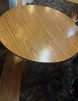 Wooden Circle Table with 2 Leaves