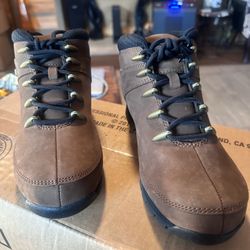 ♥️♥️ Brand New Timberland work boots 7 1/2♥️♥️