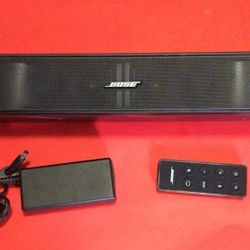 Bose Solo Soundbar Like New