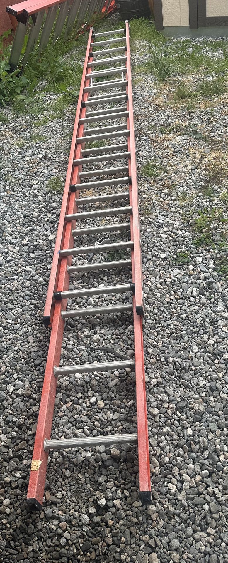 Werner 25’ Extension Ladder Fiberglass