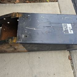 5th Wheel Pin Box