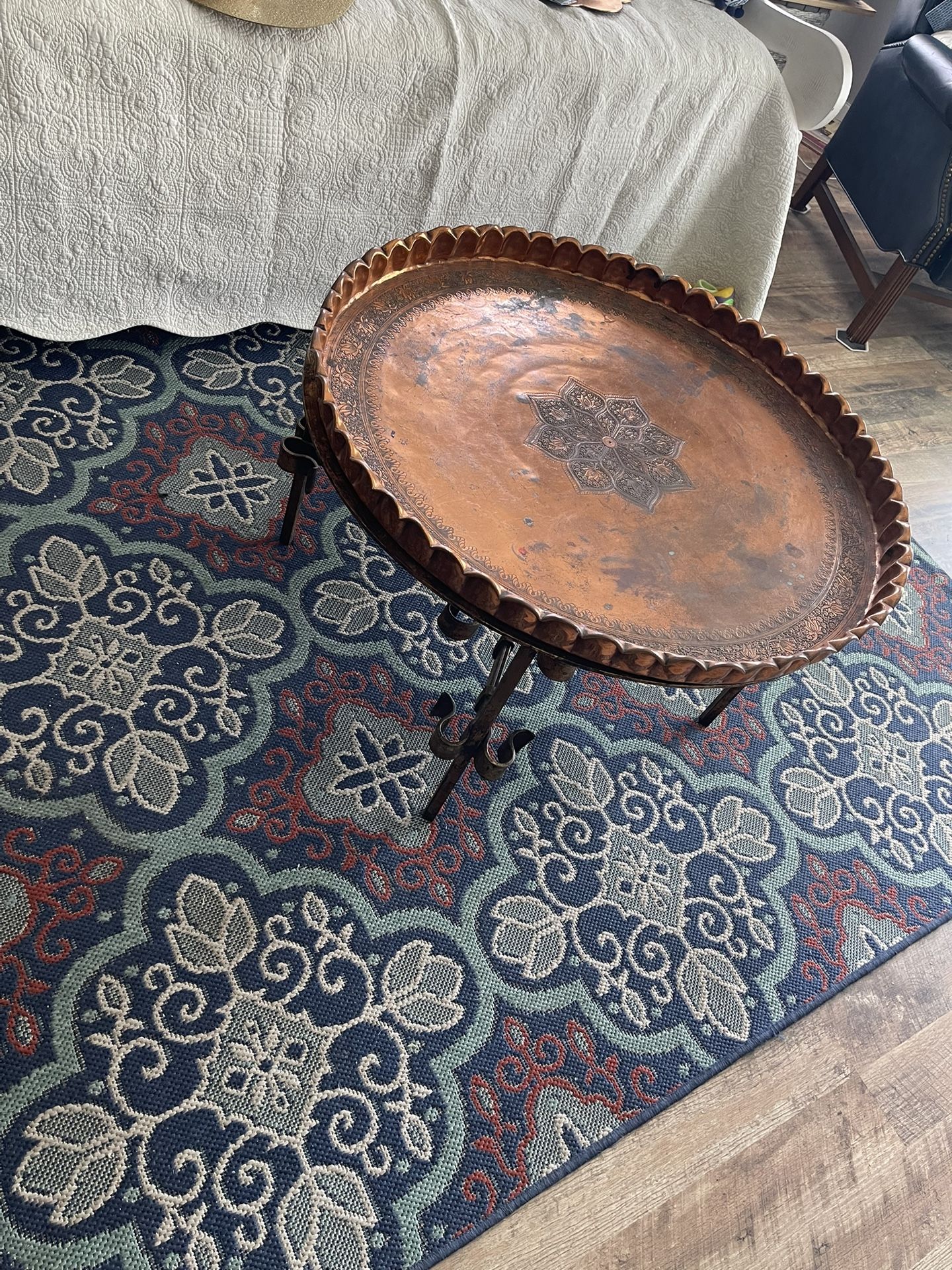 Copper Tray 30” Diameter 2.5” Deep. Heavy. We Are Including Stand So You Can Use It As A Table.