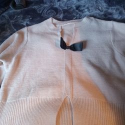 White Sweater Wirh Black Bow-1XL