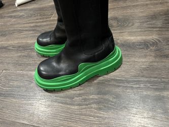 Bottega Venetta tire boots