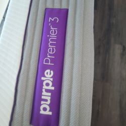 Top Of The Line Twin Xl Purple Hybrid Mattress (Like New)