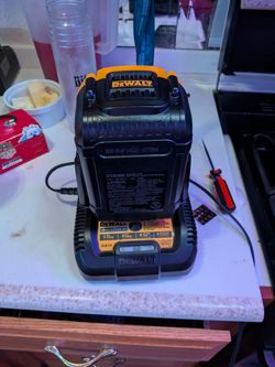 DeWalt 60 vollt battery