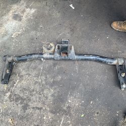 Towing hitch