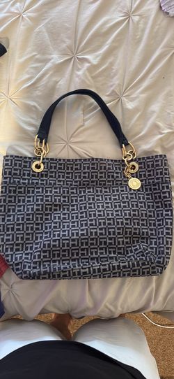 Tommy Hilfiger purse