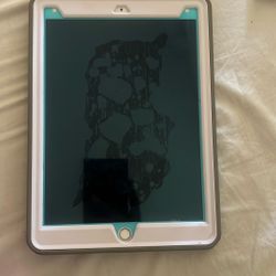 iPad Gold 5th Generation 