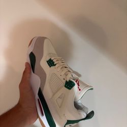 Jordan 4 SB Green