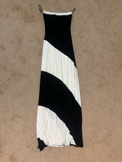 bebe Women’s Black & White Colorblock Maxi Dress – Size XXS