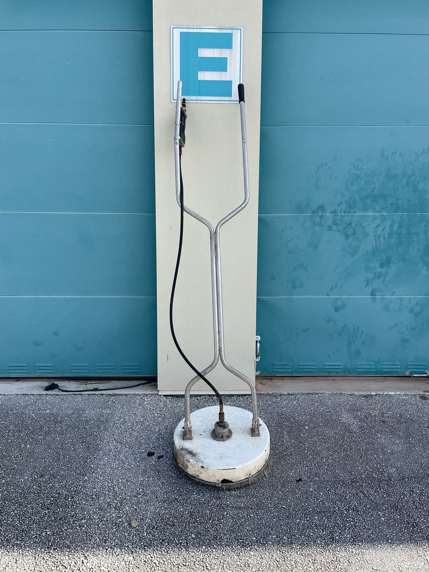 Pressure Cleaning Brush
