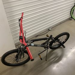 Hyper Spinner BMX bike
