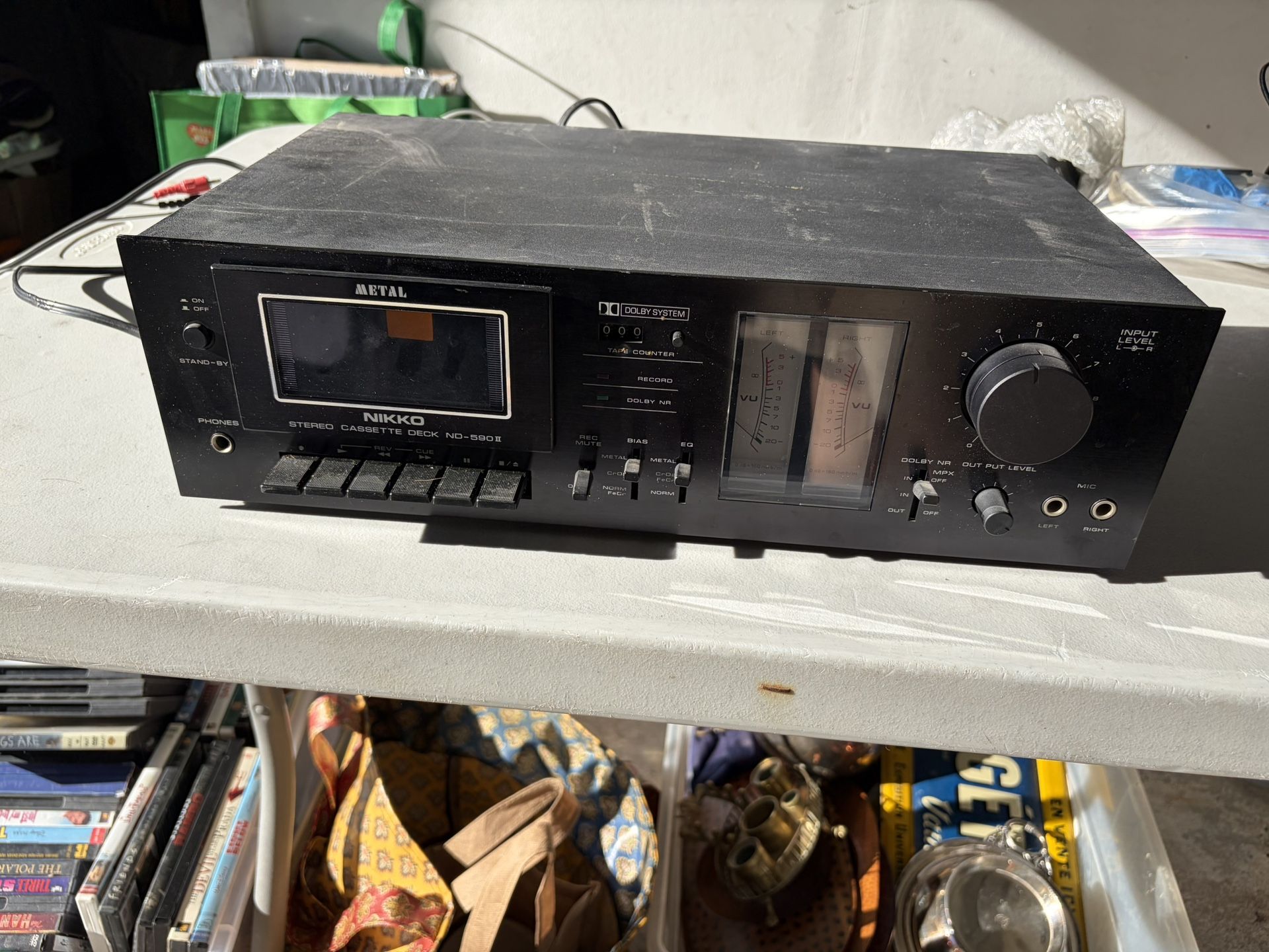 Stereo Equipment And Video Surrounded Sound Receiver