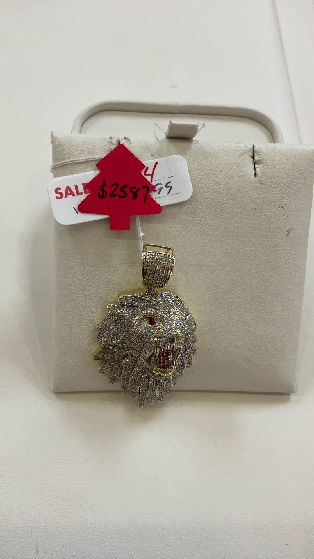 Lion Diamond 14k Gold Pendant