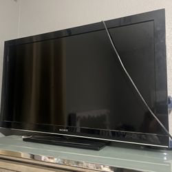 40 Inch Sony TV.