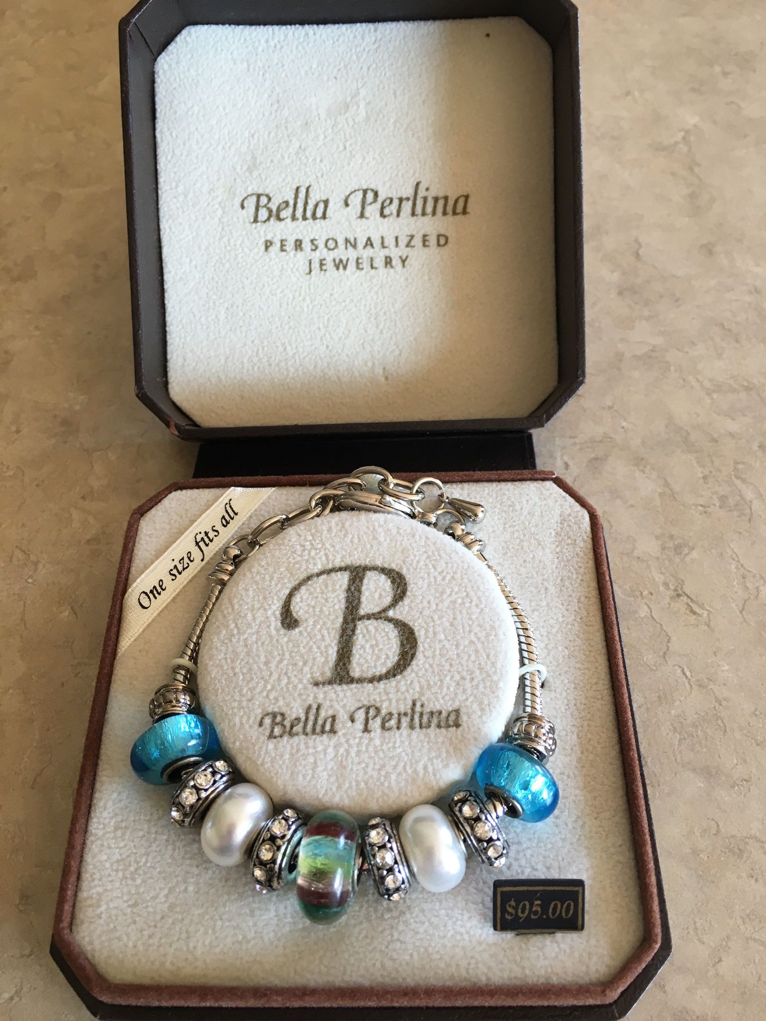 Bella Perlina Charm bracelet