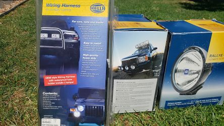 OFF ROAD LIGHTS WITH WIRING HARNESS