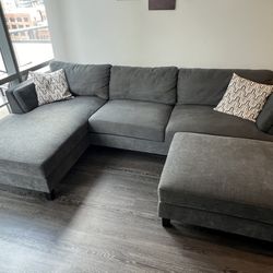 Gray Sectional Sofa/Couch with Ottoman