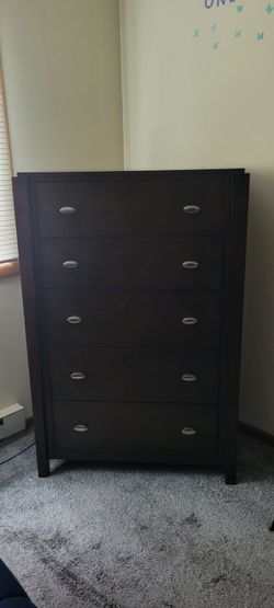 Bedroom dresser