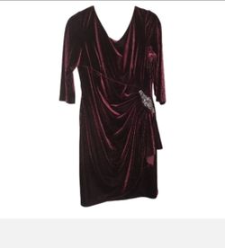 NWOT Alex Evenings Deep Burgundy Long Sleeve Dress
