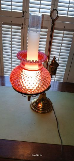 Fenton Cranberry Pink Student Lamp