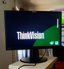 Lenovo Widescreen 24" LCD Monitor