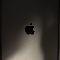 iPad 8th generation & apple pencil