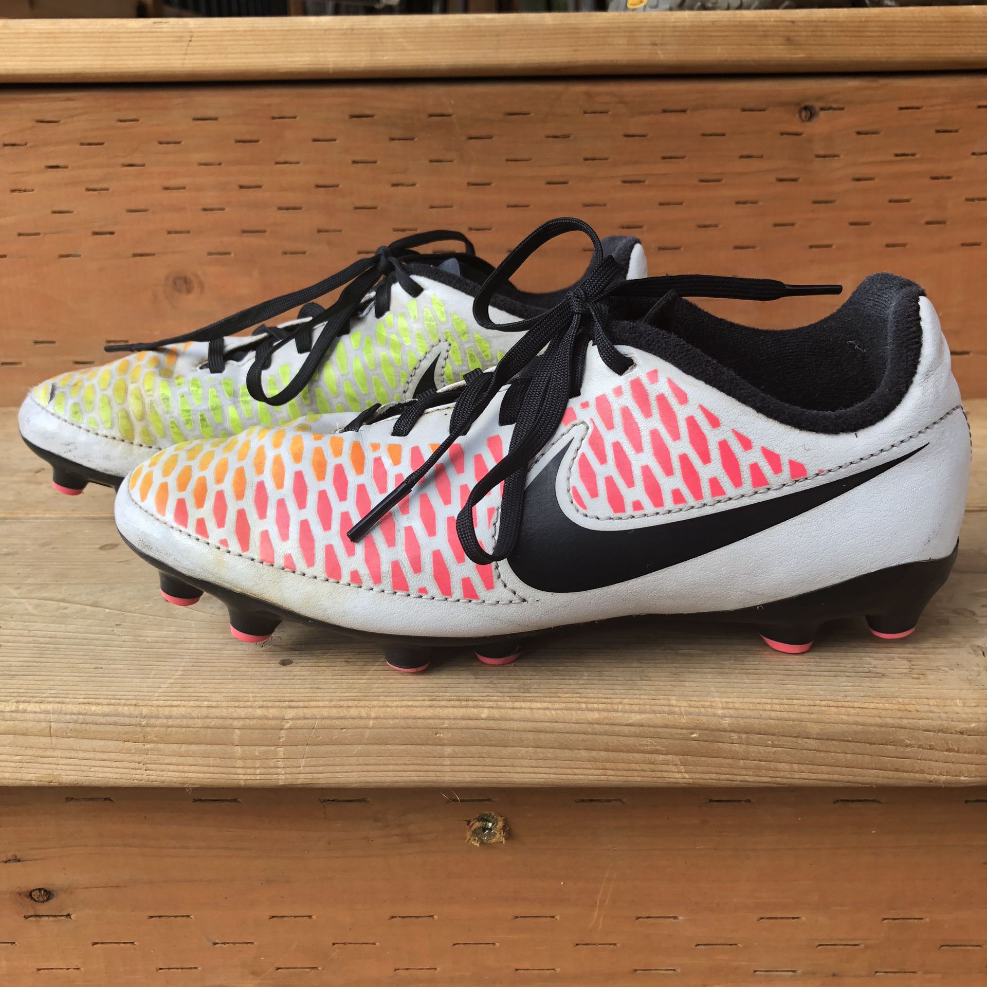 Girl's Nike Magista Cleats for Sale in Damascus, OR