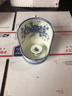 Candle holder