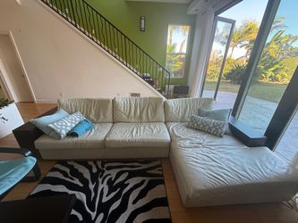 Couch/ Sofa White Leather